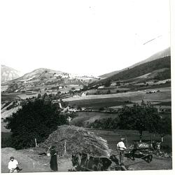 Vue sur Piégut du village de Venterol